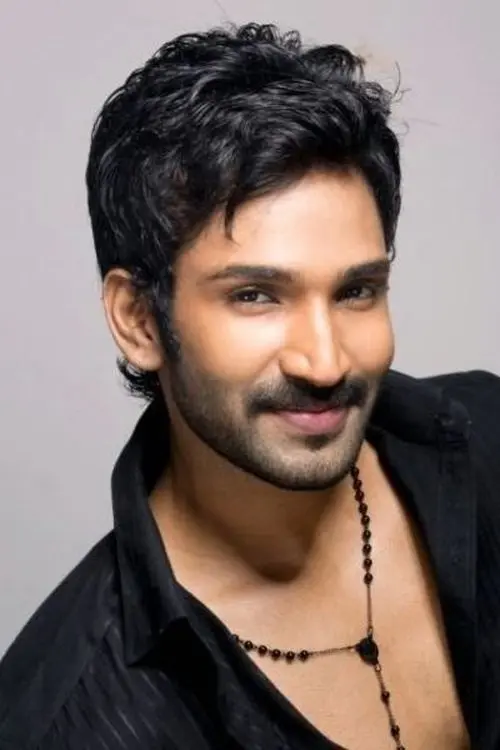  Aadhi Pinisetty