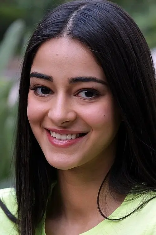  Ananya Panday