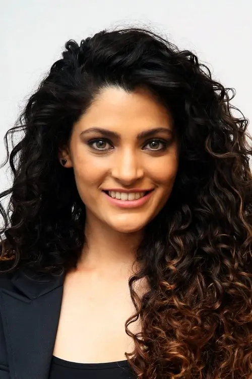  Saiyami Kher