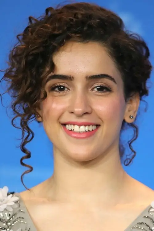  Sanya Malhotra