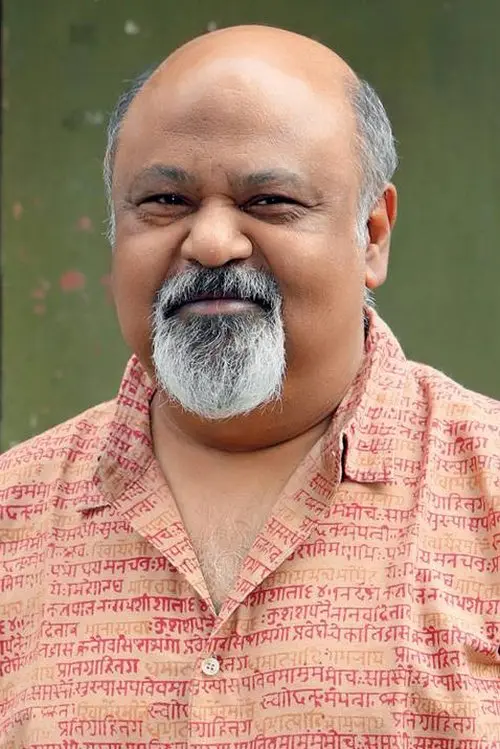  Saurabh Shukla